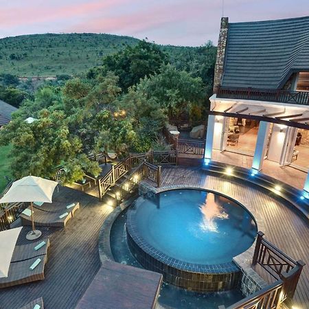 Mount Grace Hotel & Spa Magaliesburg Exterior photo The swimming pool at the resort
