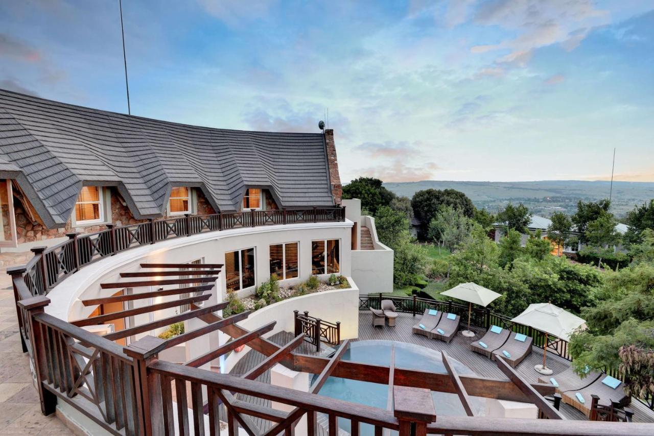 Mount Grace Hotel & Spa Magaliesburg Exterior photo The hotel's main building