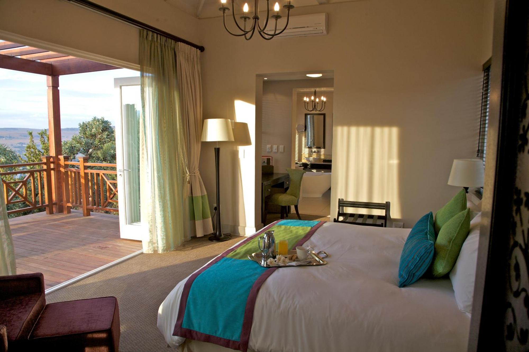 Mount Grace Hotel & Spa Magaliesburg Room photo A bedroom at the Oyster Box
