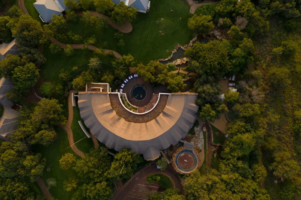 Mount Grace Hotel & Spa Magaliesburg Exterior photo Aerial view of the house
